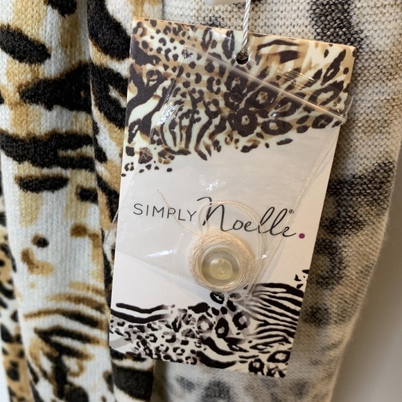 Leopard Print Women's Scarf - Picture 8 of 9